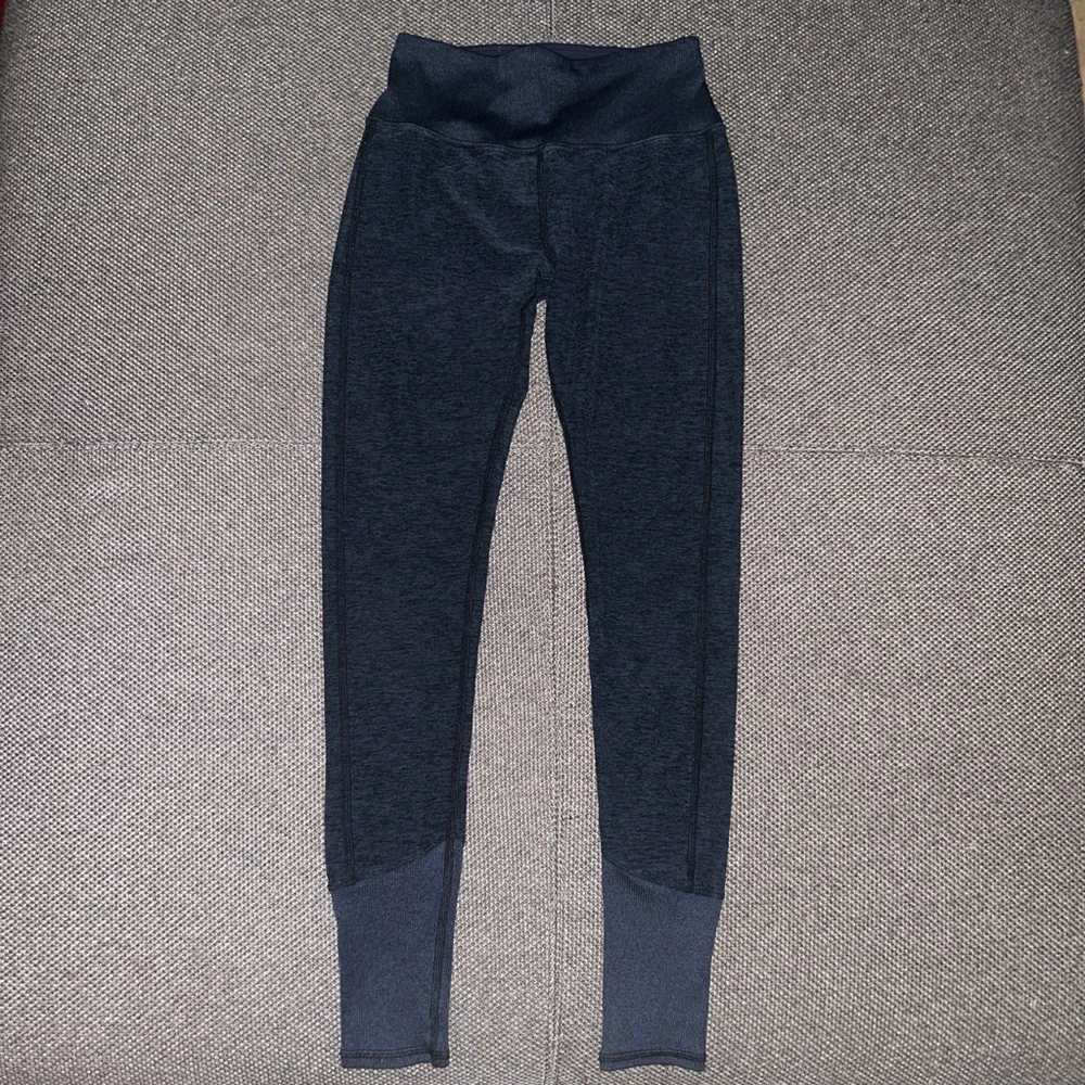 ALO Yoga 7/8 High Waisted Airlift Navy Leggings